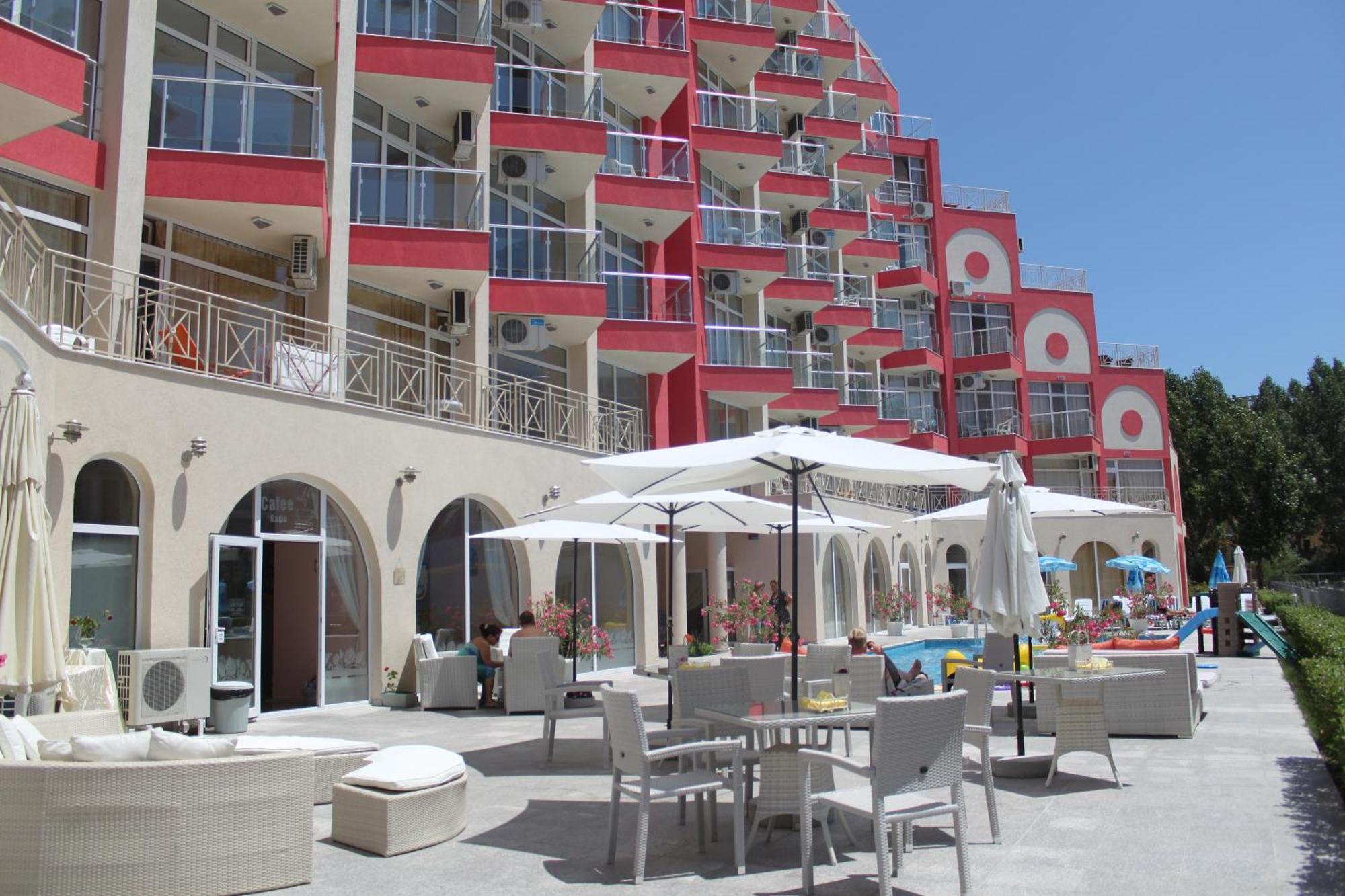 Rose Garden Omax Apartments サニービーチ エクステリア 写真