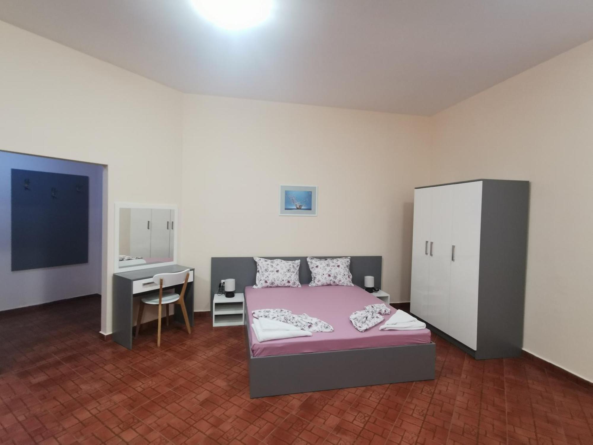 Rose Garden Omax Apartments サニービーチ エクステリア 写真